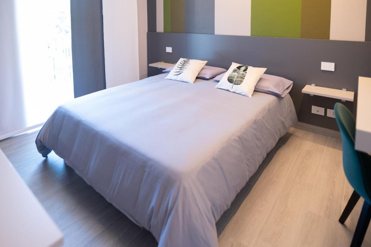 Grey House Guest House Luxury Latina Kültér fotó