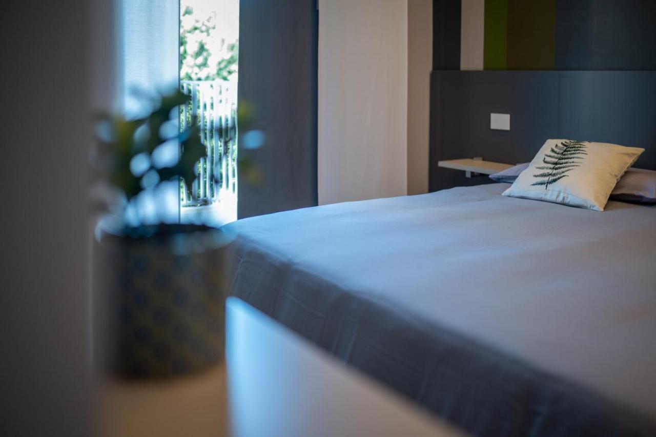 Grey House Guest House Luxury Latina Kültér fotó